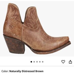 Ariat Women's Naturally Distressed Brown Western Booties 👢 🤠
